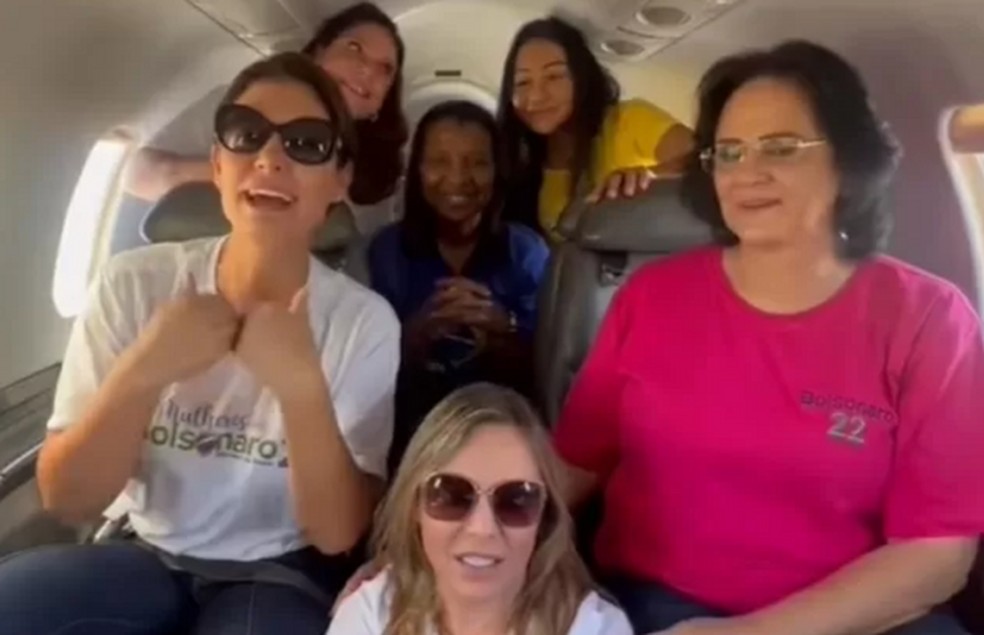 Celina Leão com Damares Alves e Michelle Bolsonaro durante campanha eleitoral pela reeleição de Jair Bolsonaro — Foto: Reprodução/Instagram
