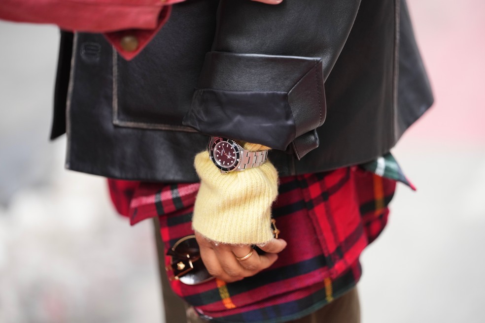 Como usar acessórios para transformar o look  — Foto: Getty Images