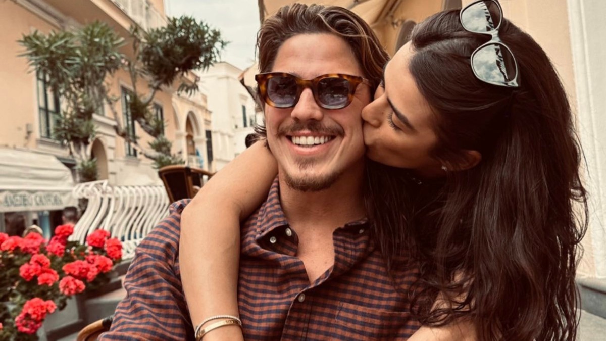 Mari Saad e Rômulo Arantes Neto antecipam o Dia dos Namorados na Itália