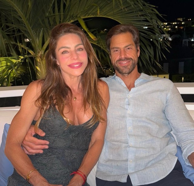 Daniella Cicarelli abre álbum de fotos ao lado do marido no caribe ...