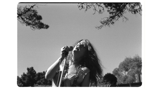 Exposição sobre Janis Joplin em SP traz 300 objetos pessoais: "Não teve medo de se rebelar", diz irmão Exposição sobre Janis Joplin em SP traz 300 objetos pessoais: "Não teve medo de se rebelar", diz irmão