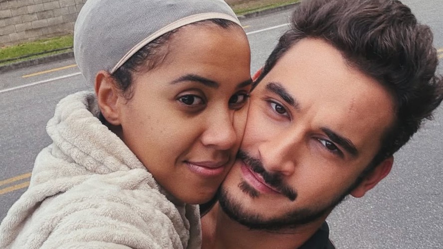Ramille compartilha clique de intimidade com Felipe Bragança: 'Em clima de romance com sua boneca'