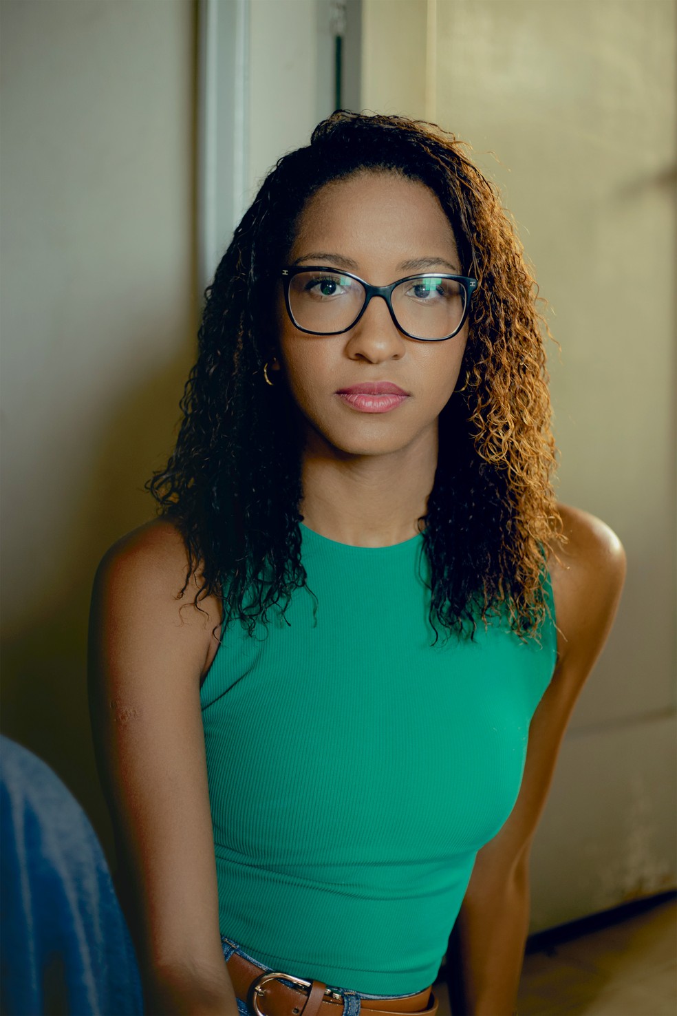 “Disseram que tinham me sobrecarregado  de propósito,  para ‘testar’ quanto eu aguentava” – Helloá Regina — Foto: Petala Lopes (SP), Giovanna Luz (RJ)
