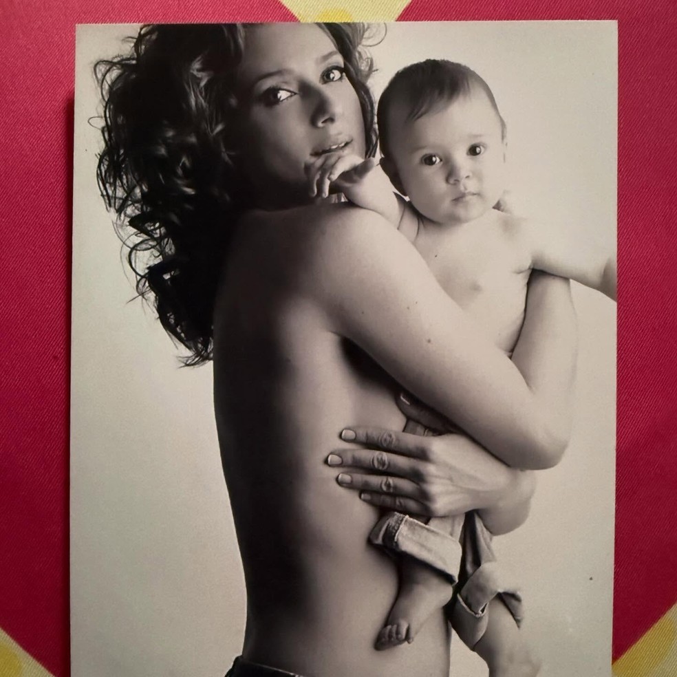 Leticia Spiller comemora os 15 anos da filha — Foto: Reprodução/Instagram