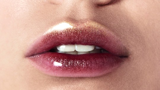 Brilho e lábios volumosos: como usar lip gloss para valorizar a maquiagem