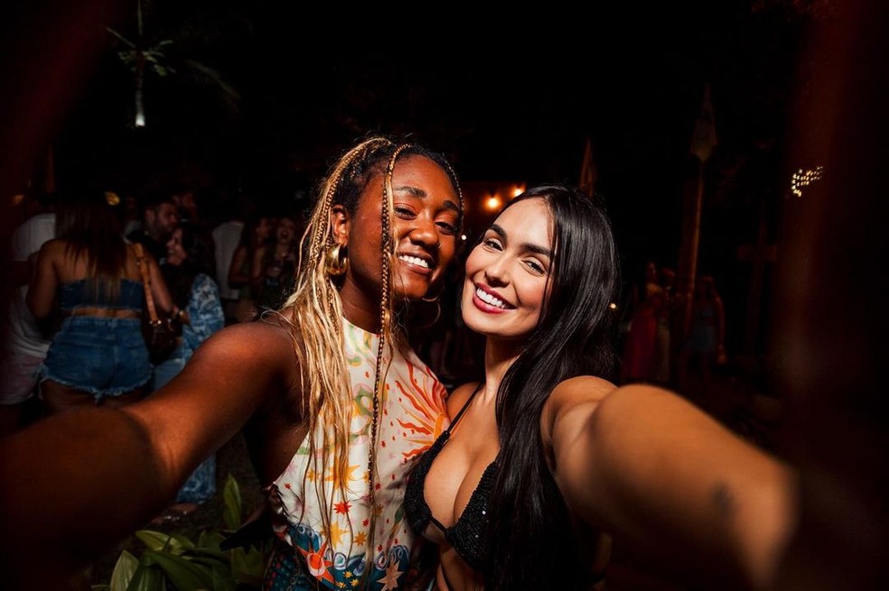 Ex-BBBs curtiram noitada em Noronha &mdash; Foto: Reprodu&ccedil;&atilde;o/ Instagram