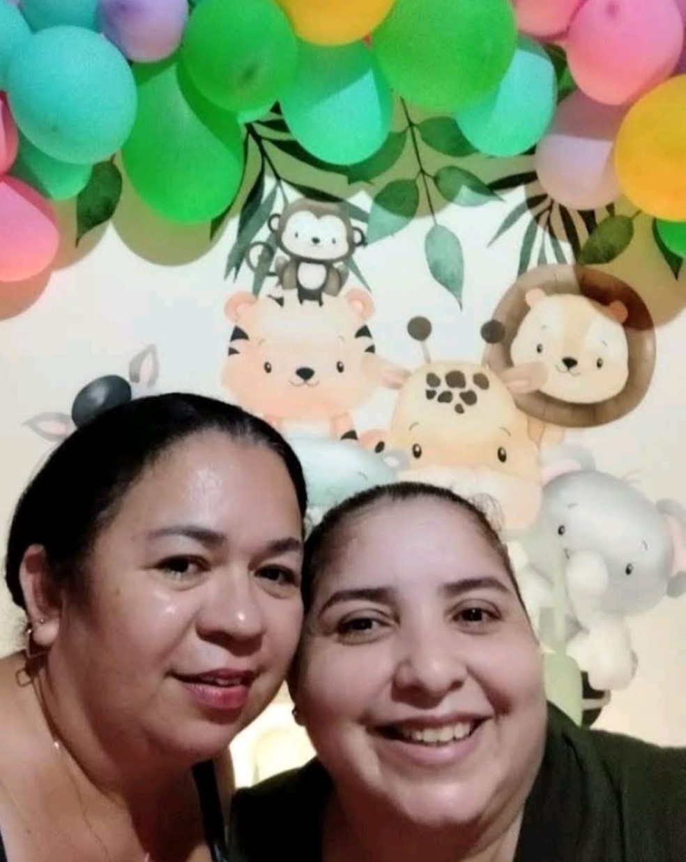 Regilene Costa Almeida e Irislandia Socorro — Foto: Arquivo Pessoal