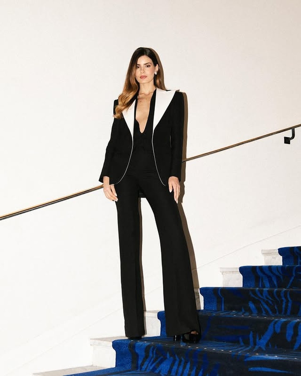 10 looks de Camila Queiroz para se inspirar — Foto: Reprodução/Instagram @camilaqueiroz