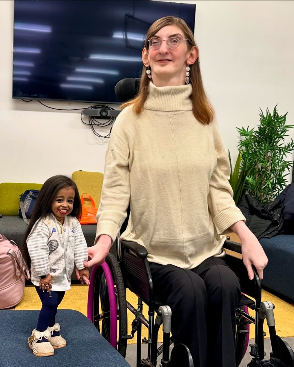 Rumeysa Gelgi e Jyoti Amge são as mulheres mais alta e mais baixa do mundo; conheça suas histórias — Foto: Reprodução/Instagram