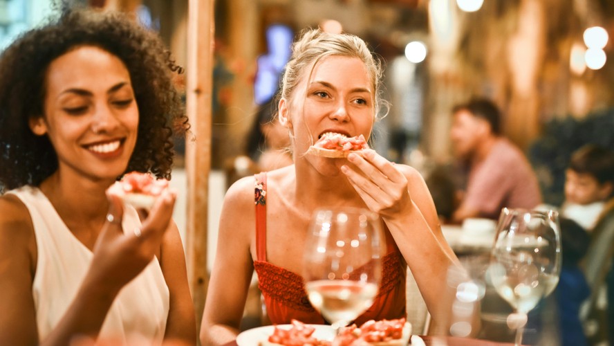 A astrologia tem ligação direta com o comportamento dos signos e a maneira como se alimentam. Alimentar-se também é nutrir a alma.