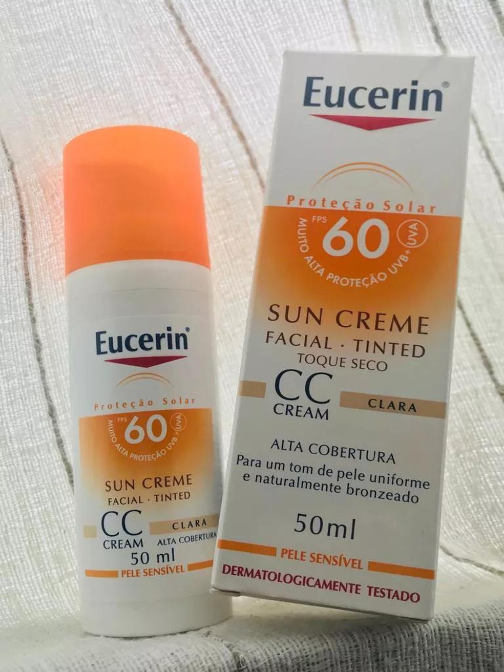 Protetor Solar Sun Creme CC Cream FPS 60, Eucerin (Foto: Acervo Pessoal) — Foto: Marie Claire