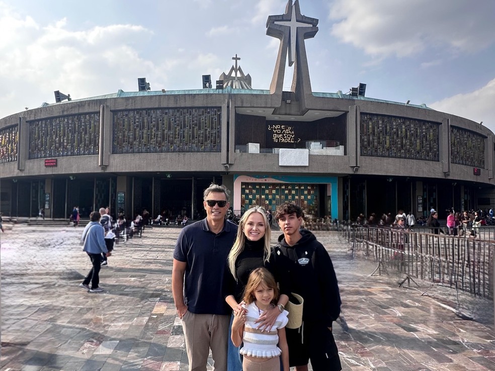 Eliana mostra férias com os filhos no México — Foto: Reprodução/Instagram