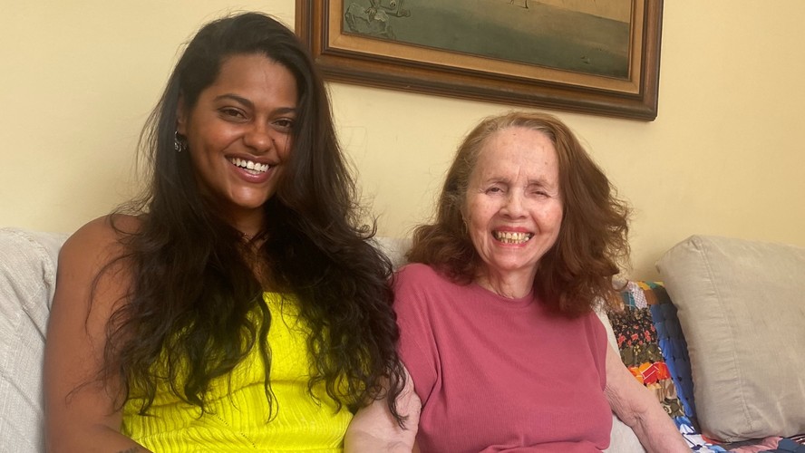 Cuidadora de senhora com Alzheimer detalha experiência de lidar com paciente
