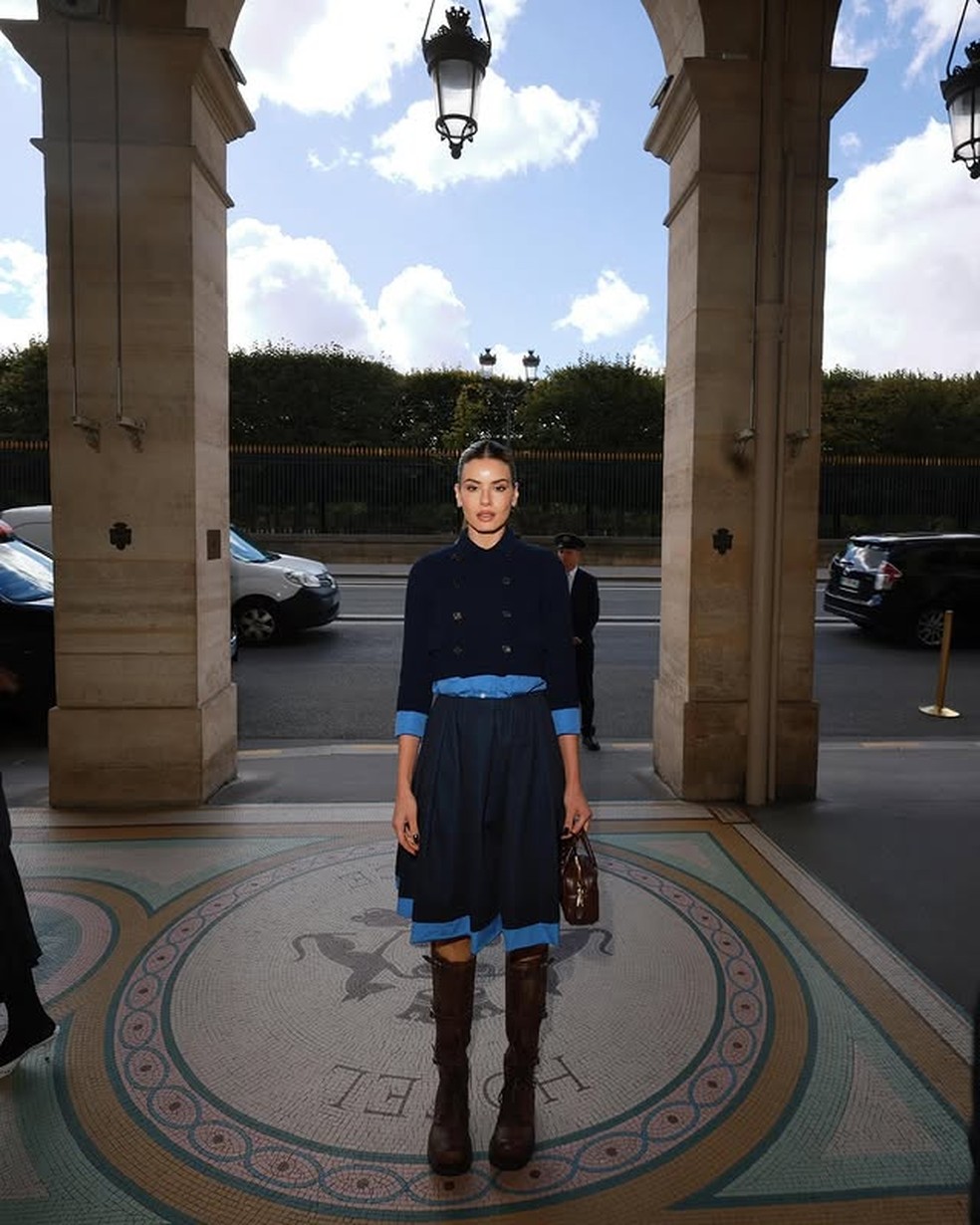 10 looks de Camila Queiroz para se inspirar — Foto: Reprodução/Instagram @camilaqueiroz