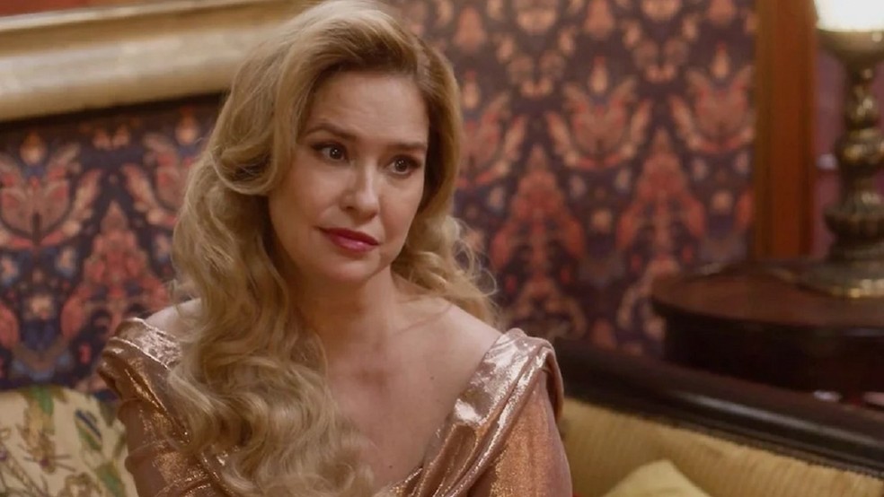 Lígia, cheia de charme, vivida por Paloma Duarte leva mais emoção à trama de A Garota do Momento. — Foto: Reprodução/Globo