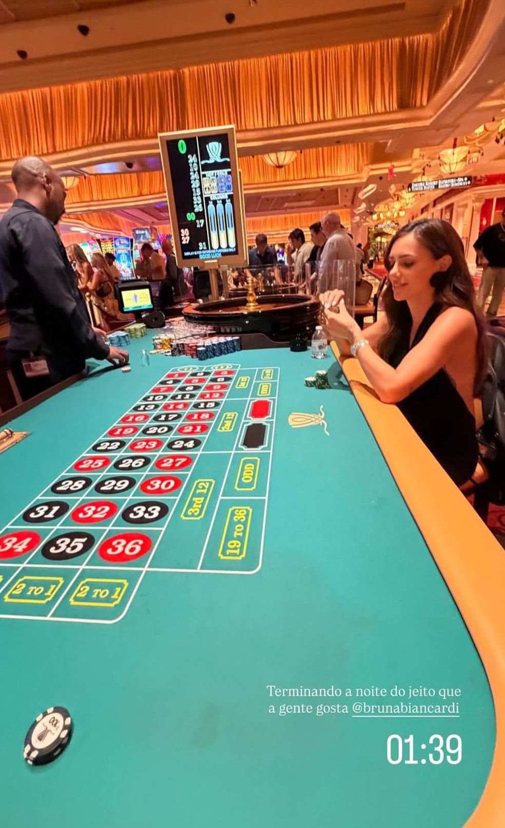 Grávida da terceira filha, Bruna Biancardi posa em clima de romance com Neymar em cassino em Las Vegas — Foto: Reprodução/Instagram