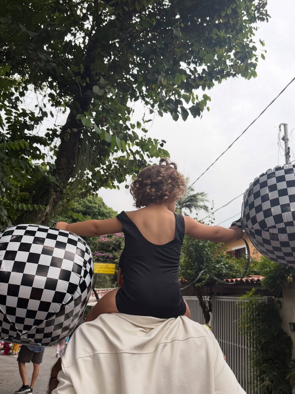 Fernanda Paes Leme curtiu Carnaval com a filha Pilar — Foto: Reprodução/ Instagram