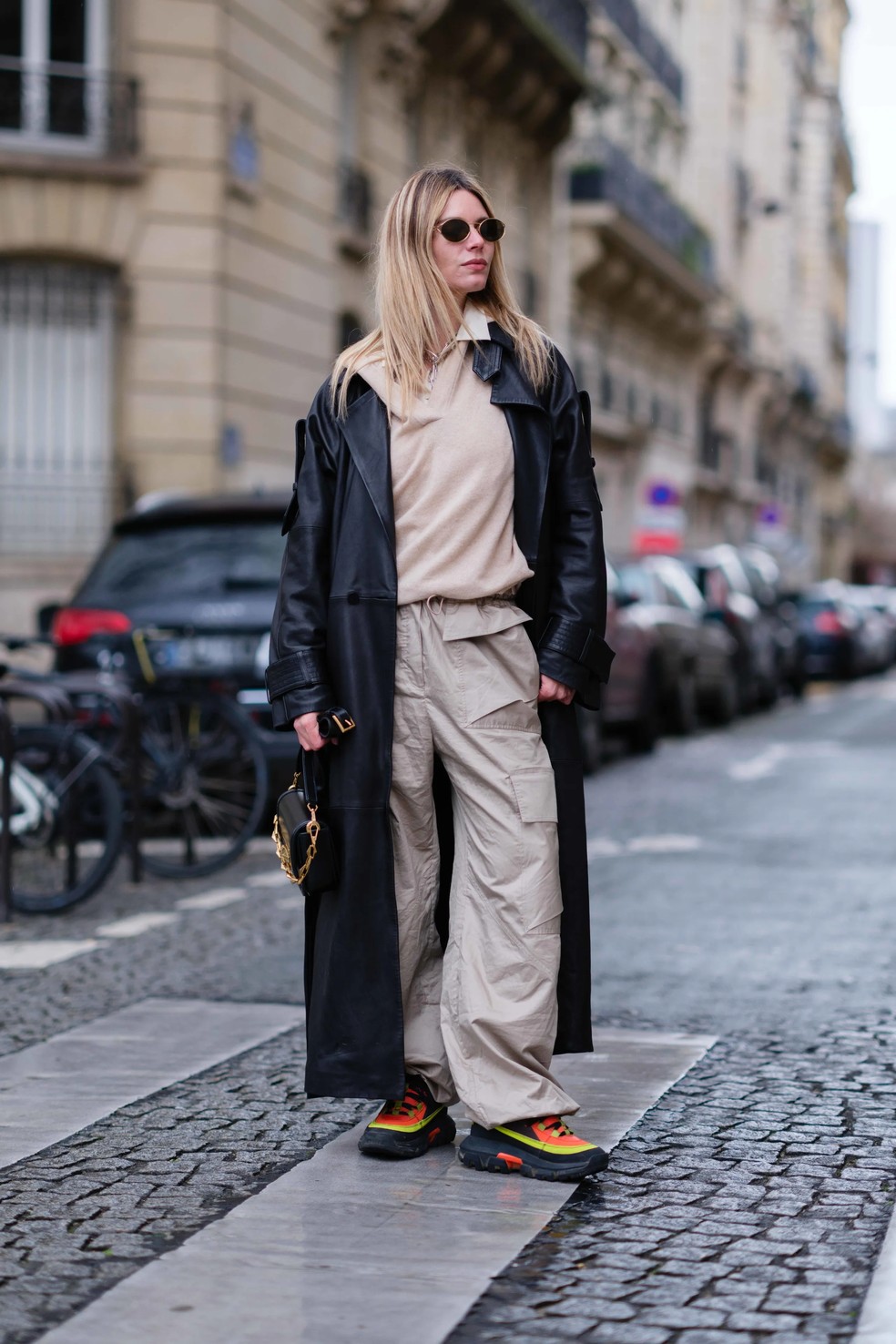 Calça parachute: veja 7 formas de apostar já na tendência — Foto: Getty Images