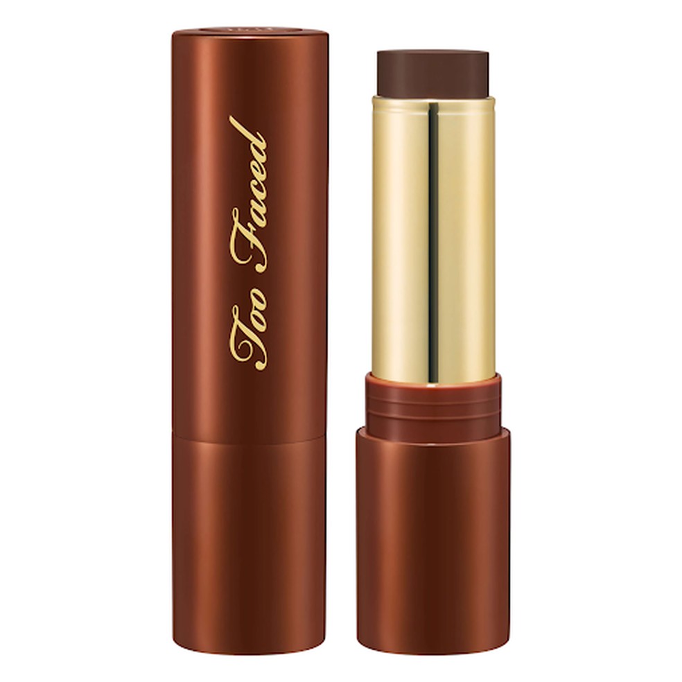 Bronzer e Contorno Facial em Bastão Chocolate Soleil, Too Faced - R$224 — Foto: Divulgação