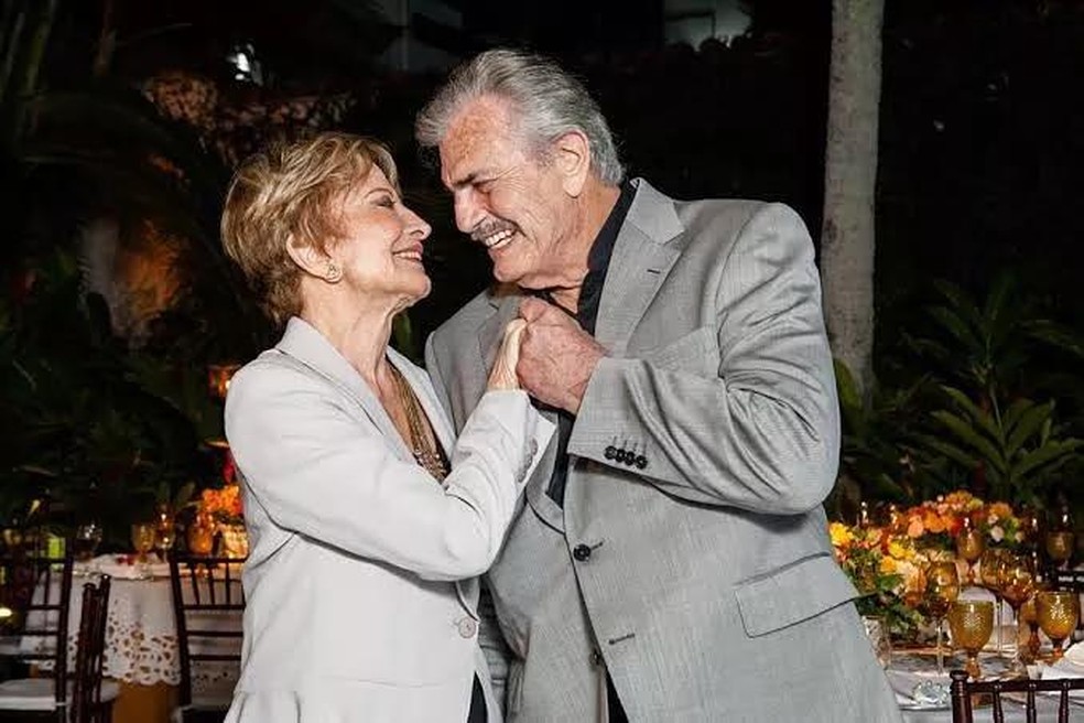 Gloria Menezes e Tarcísio Meira (Foto: Reprodução/Instagram) — Foto: Marie Claire