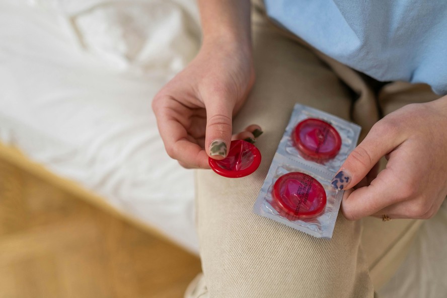 Conheça camisinhas sem látex para pessoas com alergia