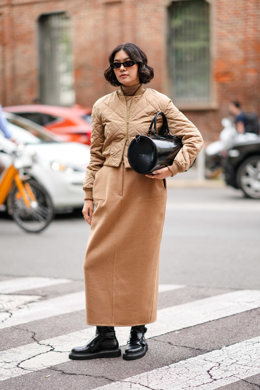 A cor tendência que tem dominado os looks elegantes da estação — Foto: Getty Images