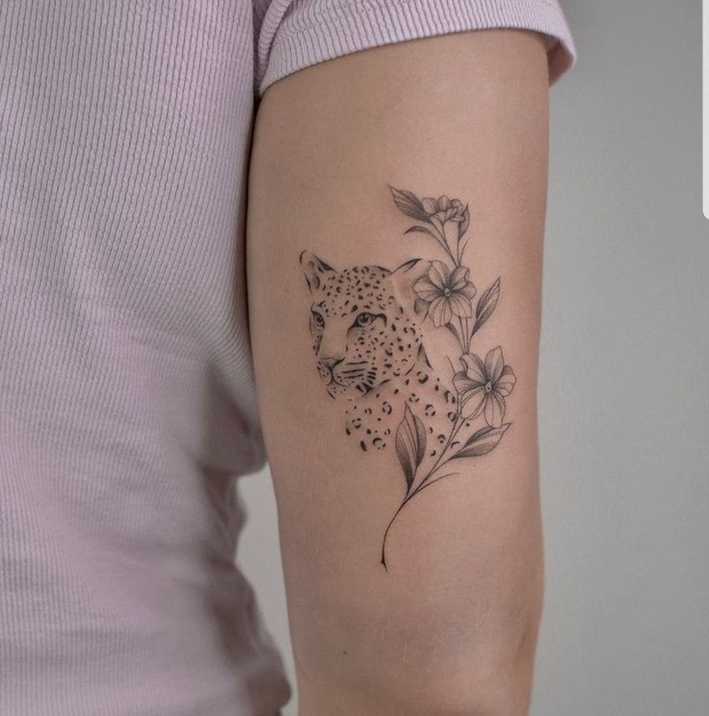 Tatuagem De Onça Delicada