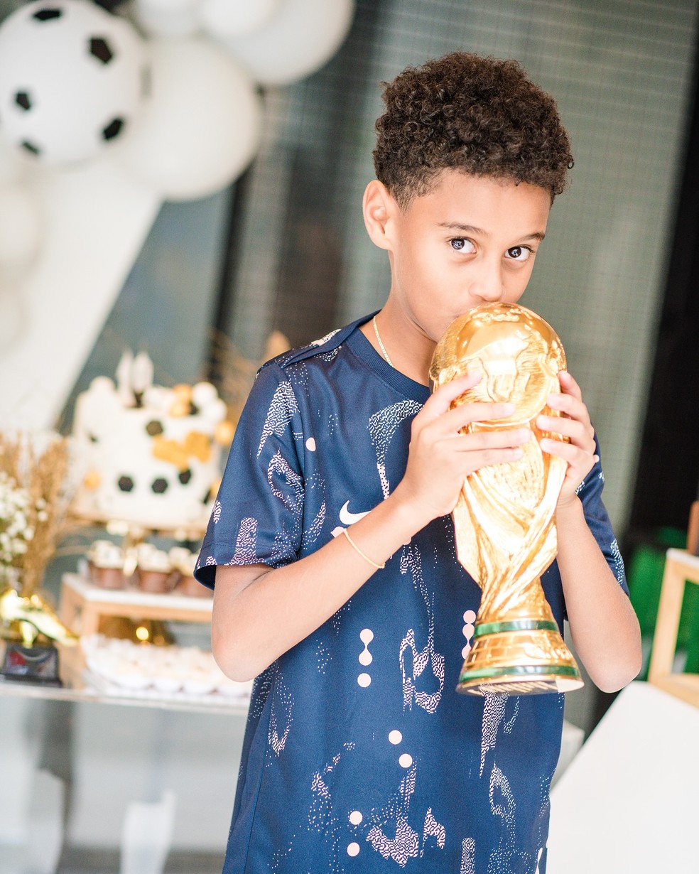 Luciele di Camargo comemora aniversário do filho com Denílson — Foto: Reprodução/Instagram