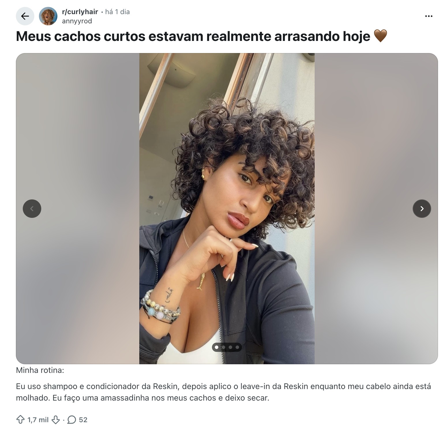 Capa fotográfica da fonte da Aflora: O vocabulário de beleza mudou de 'esconder' para 'destacar' o cabelo cacheado​​