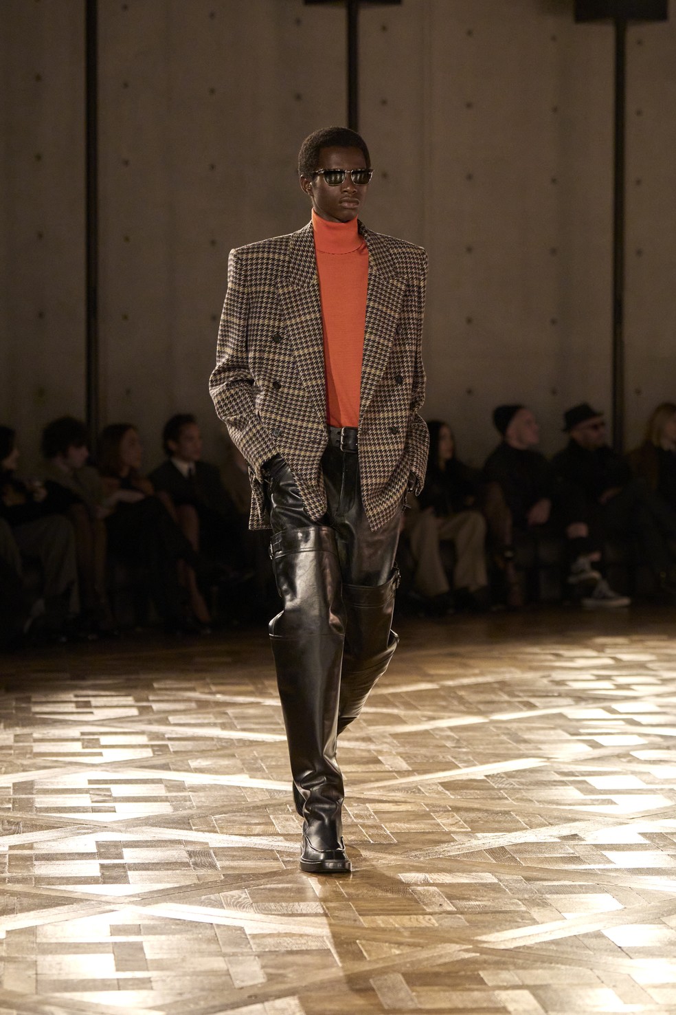 Desfile masculino de outono/inverno 2025 da Saint Laurent — Foto: Divulgação: Saint Laurent