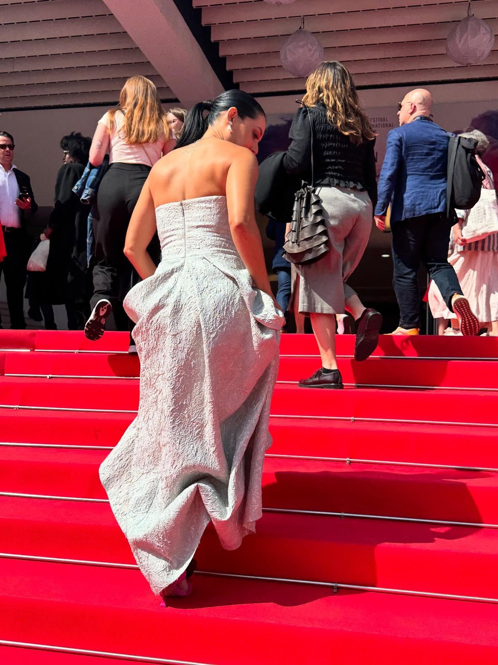 Lembra dela? Estrela dos anos 90, Monica Carvalho reaparece em Cannes — Foto: Reprodução/ Instagram