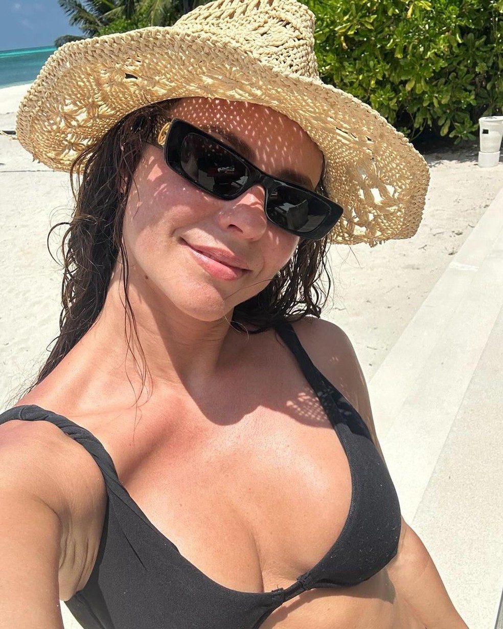 Paolla Oliveira posa de biqu�ni e destaca abd�men definido � Foto: Reprodu��o/ Instagram