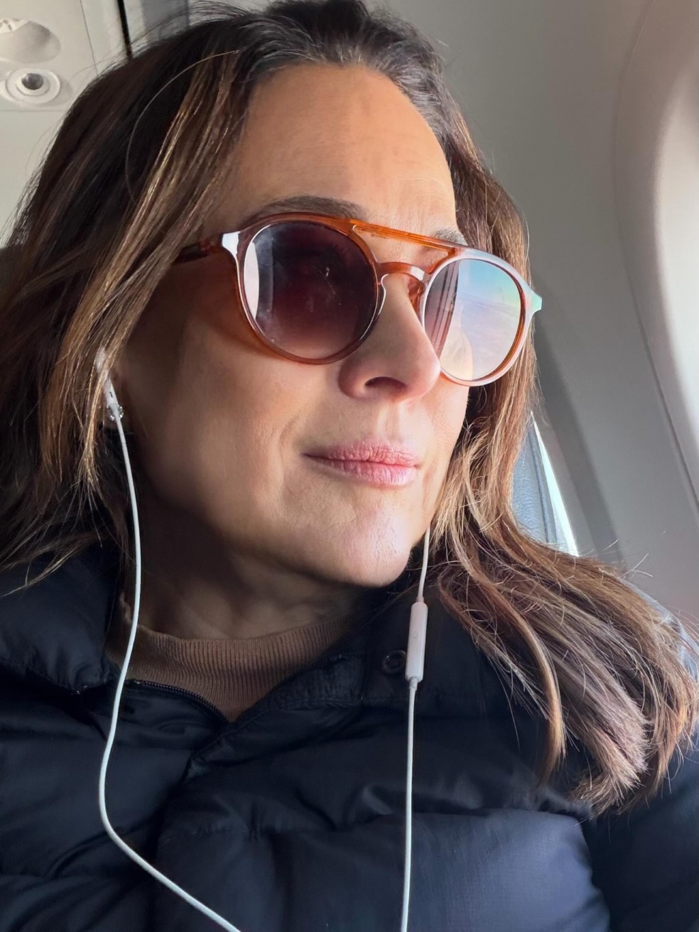Gabriela Duarte publica clique raro com o namorado durante viagem romântica — Foto: marieclaire