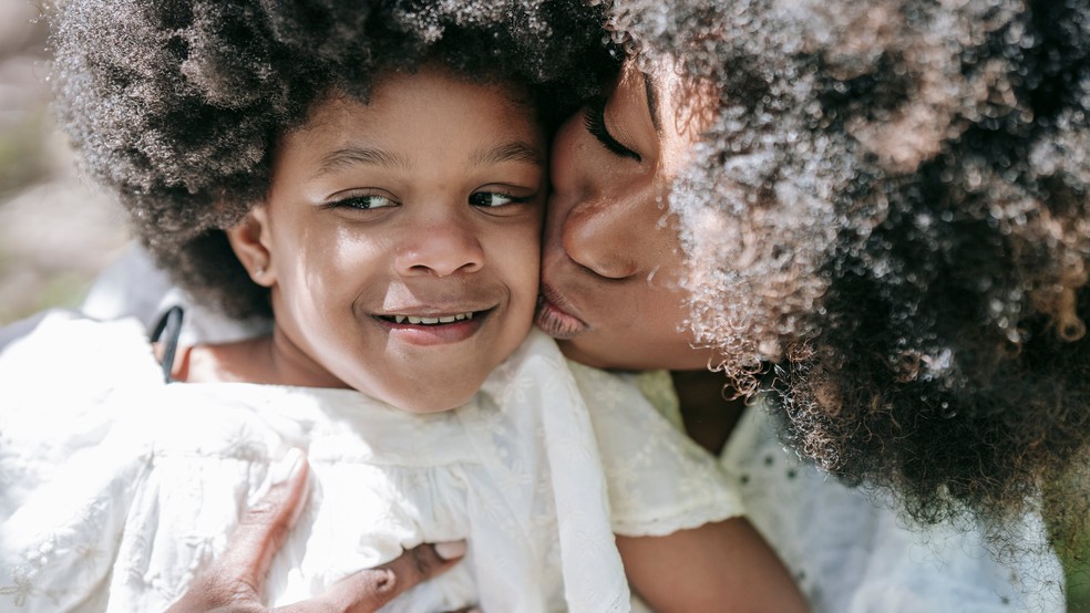 A mulher de Peixes é empática e sentimental, não tem medo de amar e de expor seus sentimentos para o mundo — Foto: Reprodução/Pexels