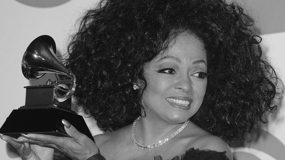 Diana Ross, uma diva da música e um ícone da disco music, nunca conquistou um Grammy competitivo. — Foto: Reprodução/Diana Ross, uma diva da música e um ícone da disco music, nunca conquistou um Grammy competitivo.