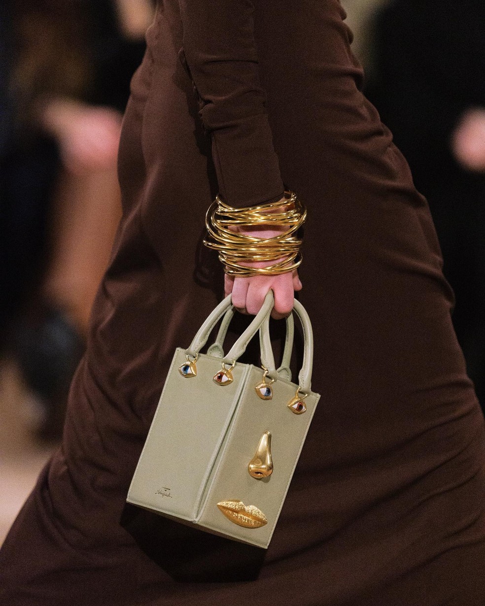 Detalhes surreais do desfile da Schiaparelli — Foto: Divulgação