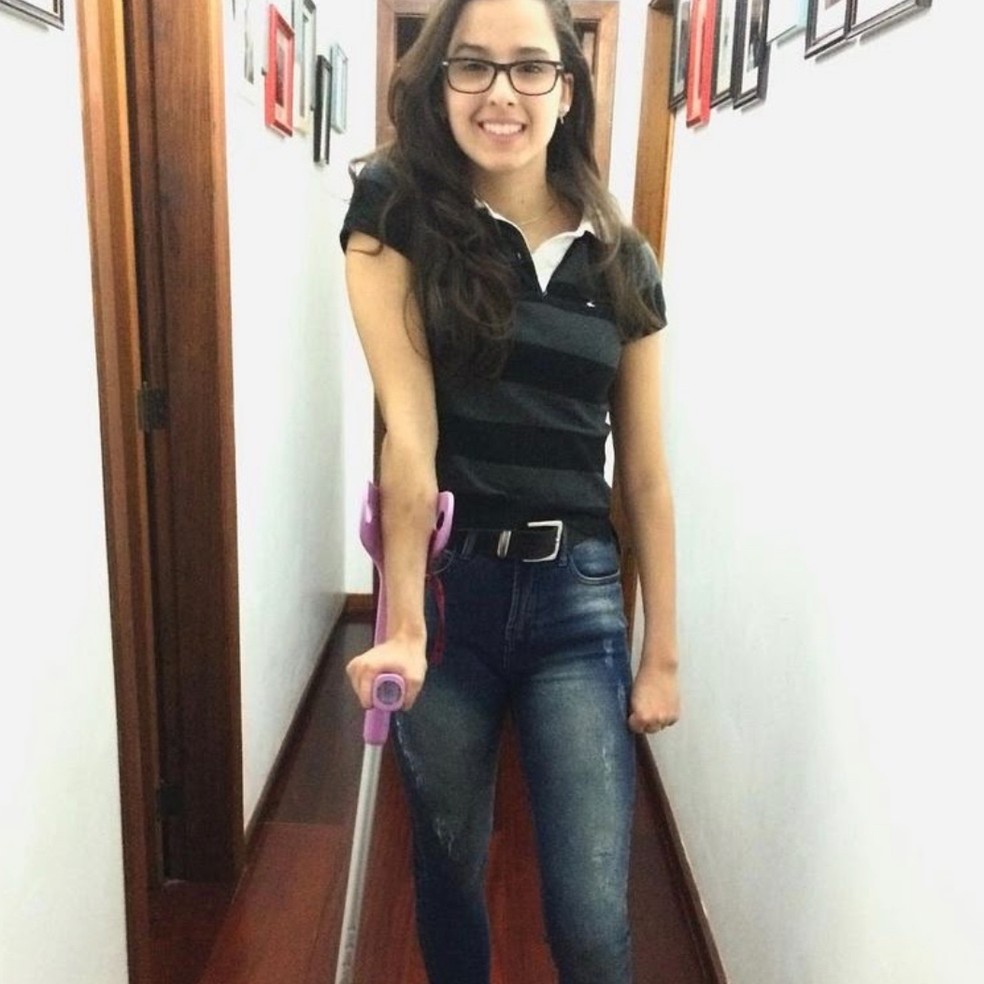 Claudia ficou com sequelas do segundo AVC — Foto: Arquivo pessoal