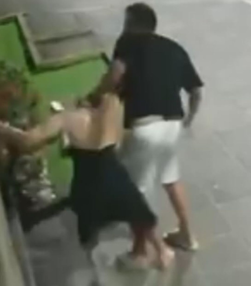 Condenado por violência doméstica, influenciador Babal Guimarães é acusado de agredir a namorada — Foto: Reprodução/ Divulgação