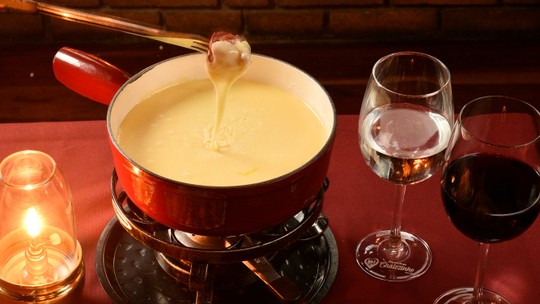 Quarta Delas: Chalezinho dedica quarta-feira às mulheres com rodízio de fondue