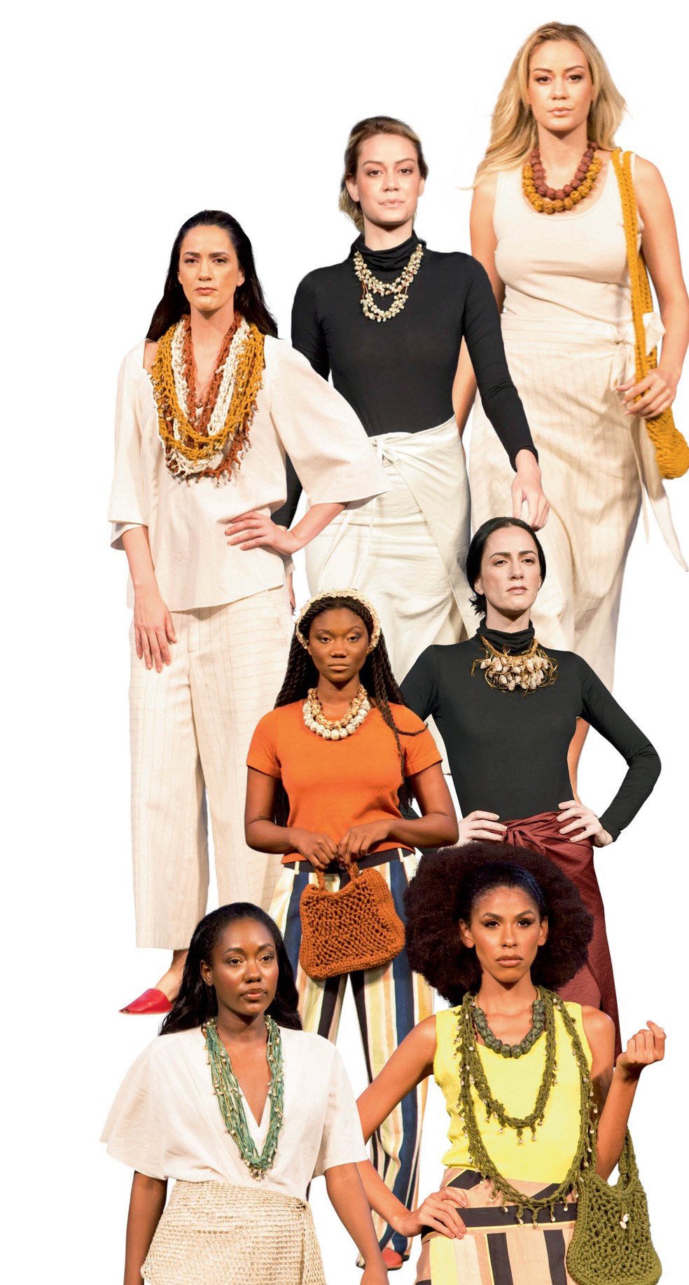 Modelos vestem peças criadas pelas mulheres  de goiana  — Foto: Divulgação