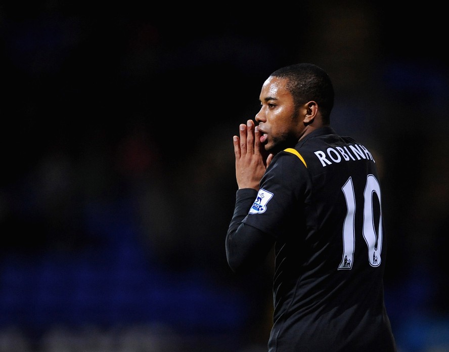 O ex-atacante Robinho pode cumprir pena no Brasil