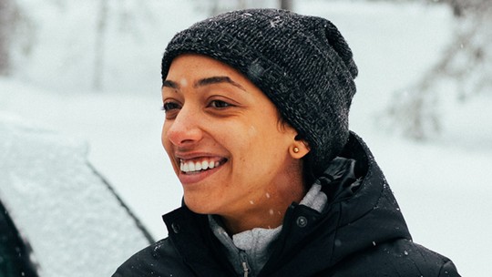 Alice Carvalho revela mudanças no olho e cabelo para viver Marta em novo filme: 'Personagem desafiadora'