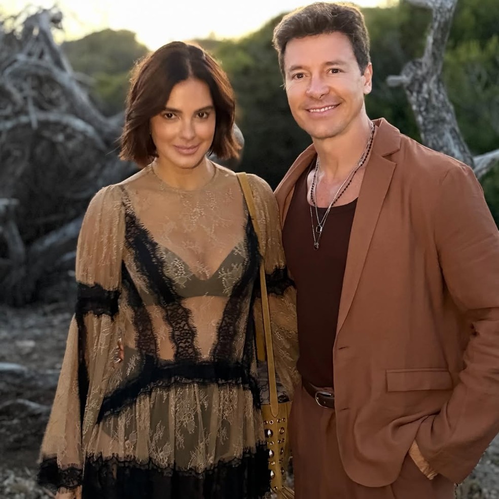 Vera Viel mostra momentos de viagem em Ibiza com Rodrigo Faro; veja as ...