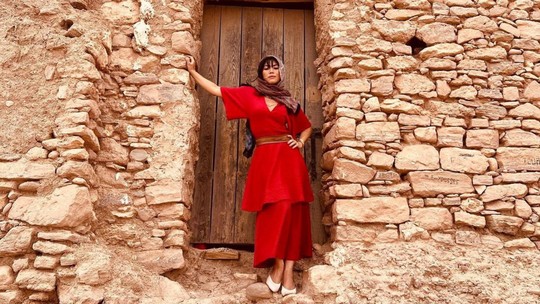 Danni Suzuki abre álbum de visita a cenário de filmes hollywoodianos em Marrocos 