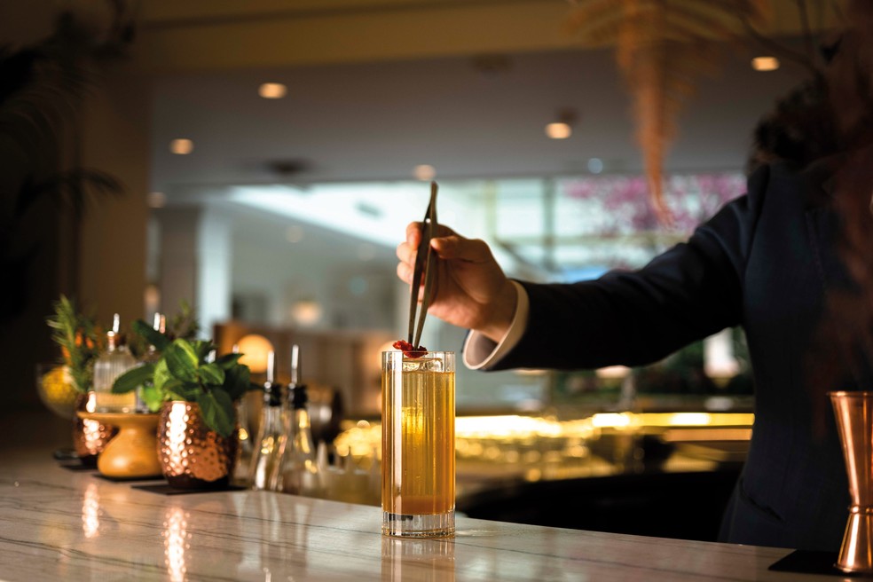 Drinques para curtir a noite parisiense — Foto: divulgação